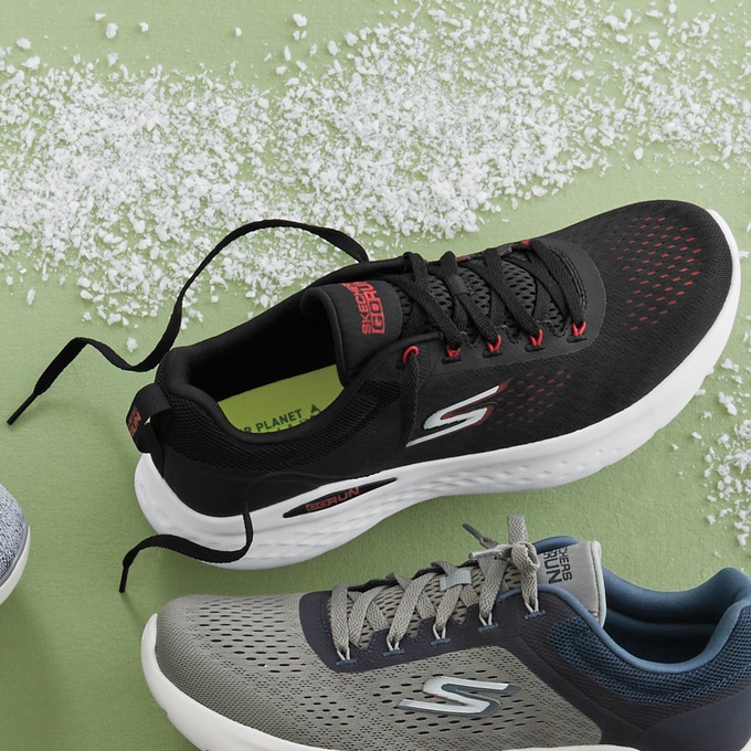 Sketchers laces 2025