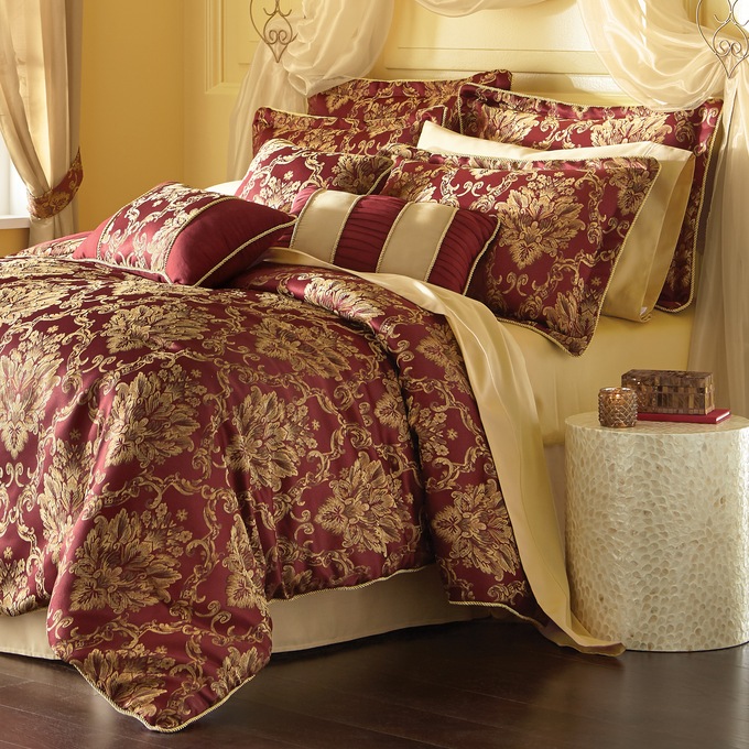 Empire Jacquard Bedding Set Montgomery Ward