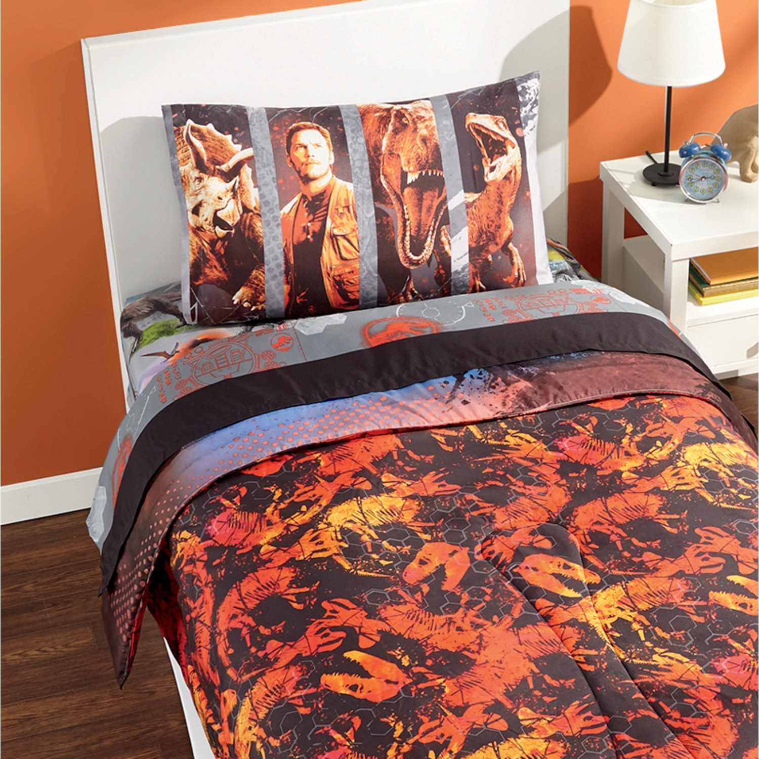Reversible Jurassic World Eruption Twin Sheet Set Montgomery Ward Reversible Jurassic World Eruption Twin Sheet Set Large