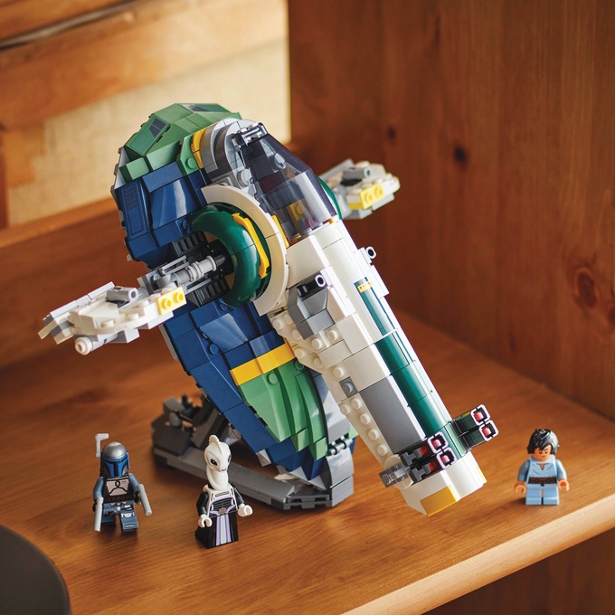 LEGO Star Wars Jango Fett&rsquo;s Starship, , large