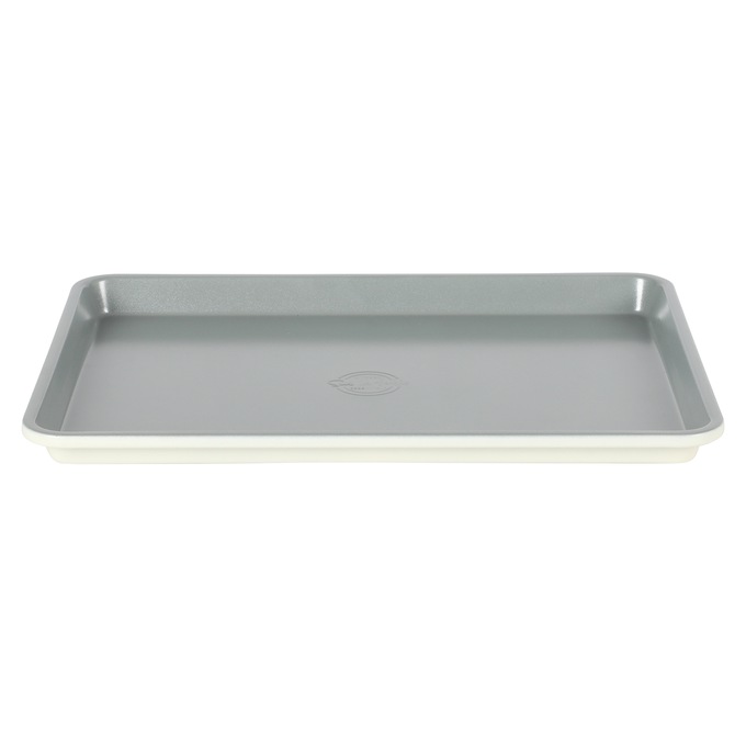 Sur La Table Kitchen Essentials 5-Piece Bakeware Set, Egg, large