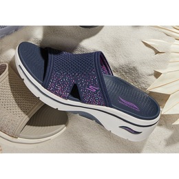 Skechers Women&#39;s GO WALK Arch Fit 2.0 Taylor Sandal, , large