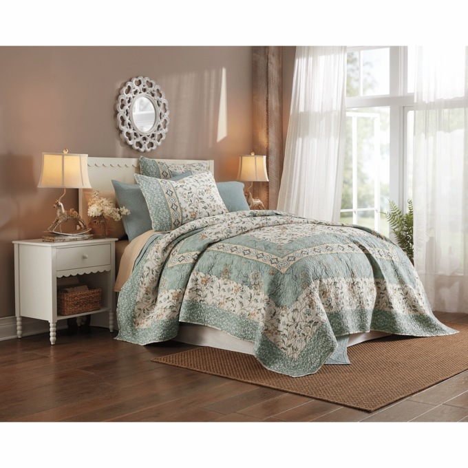 Quinn Oversized Quilt, , large