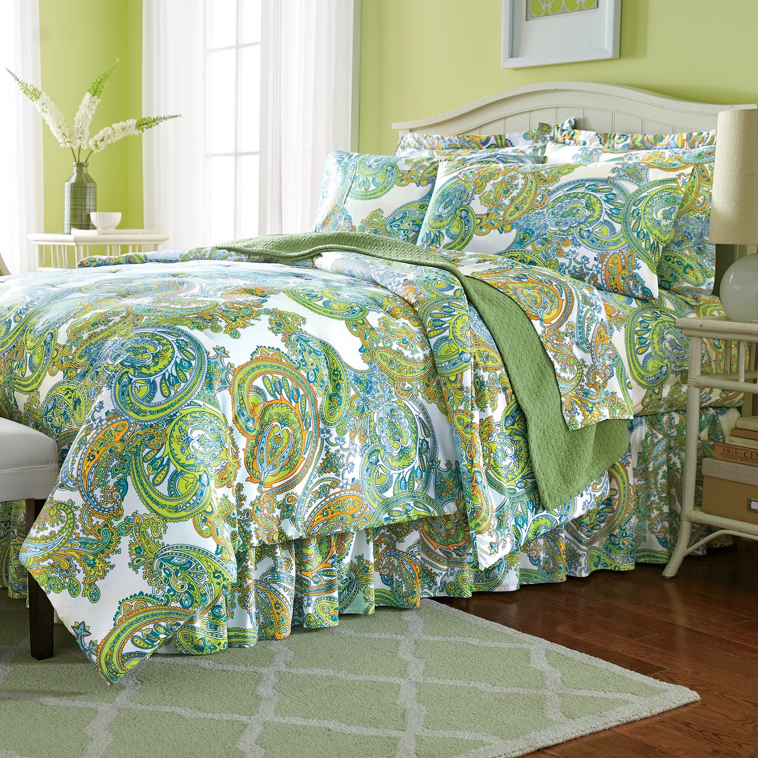 bright colored bedspreads