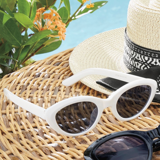 Retro Cat-Eye Sunglasses, White, large