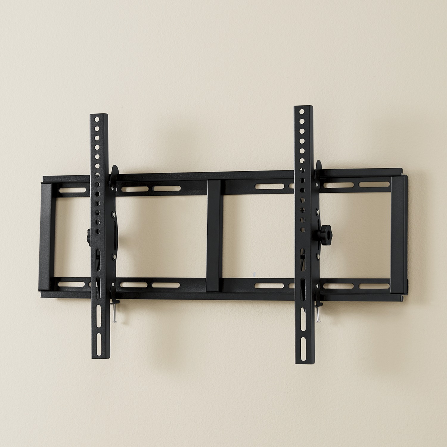 Fixed/Tilt TV Mount by GPX Montgomery Ward