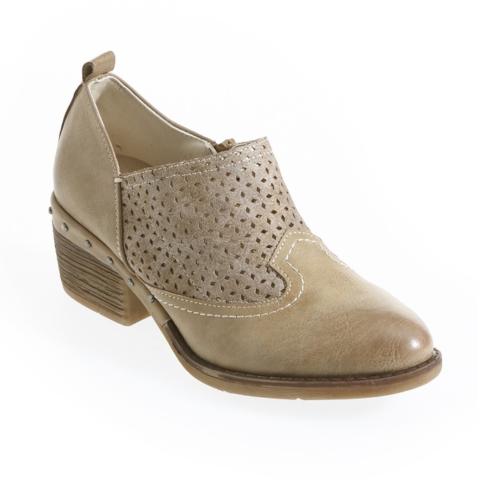 Kia Shootie by Corkys | Montgomery Ward