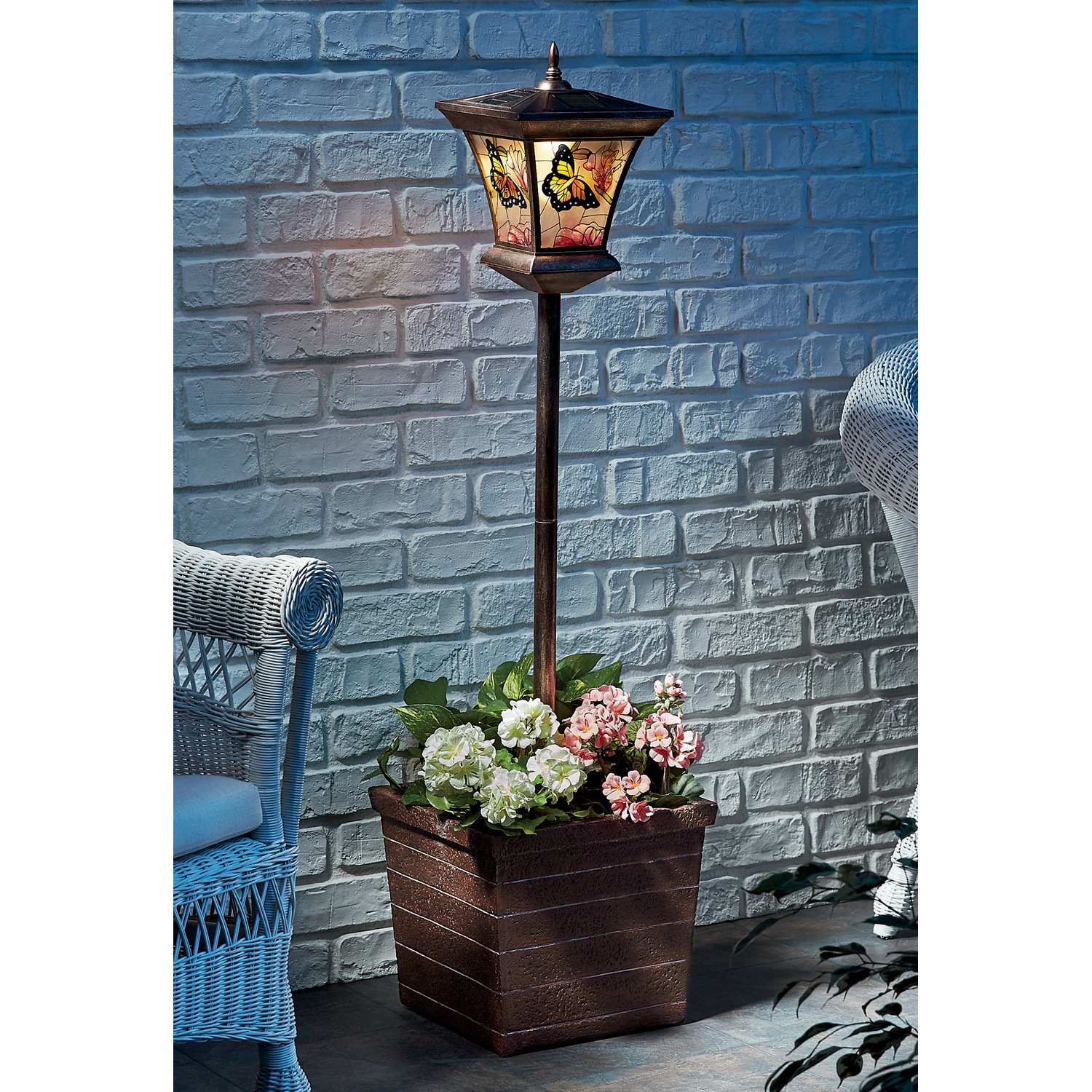 Solar lantern planter top