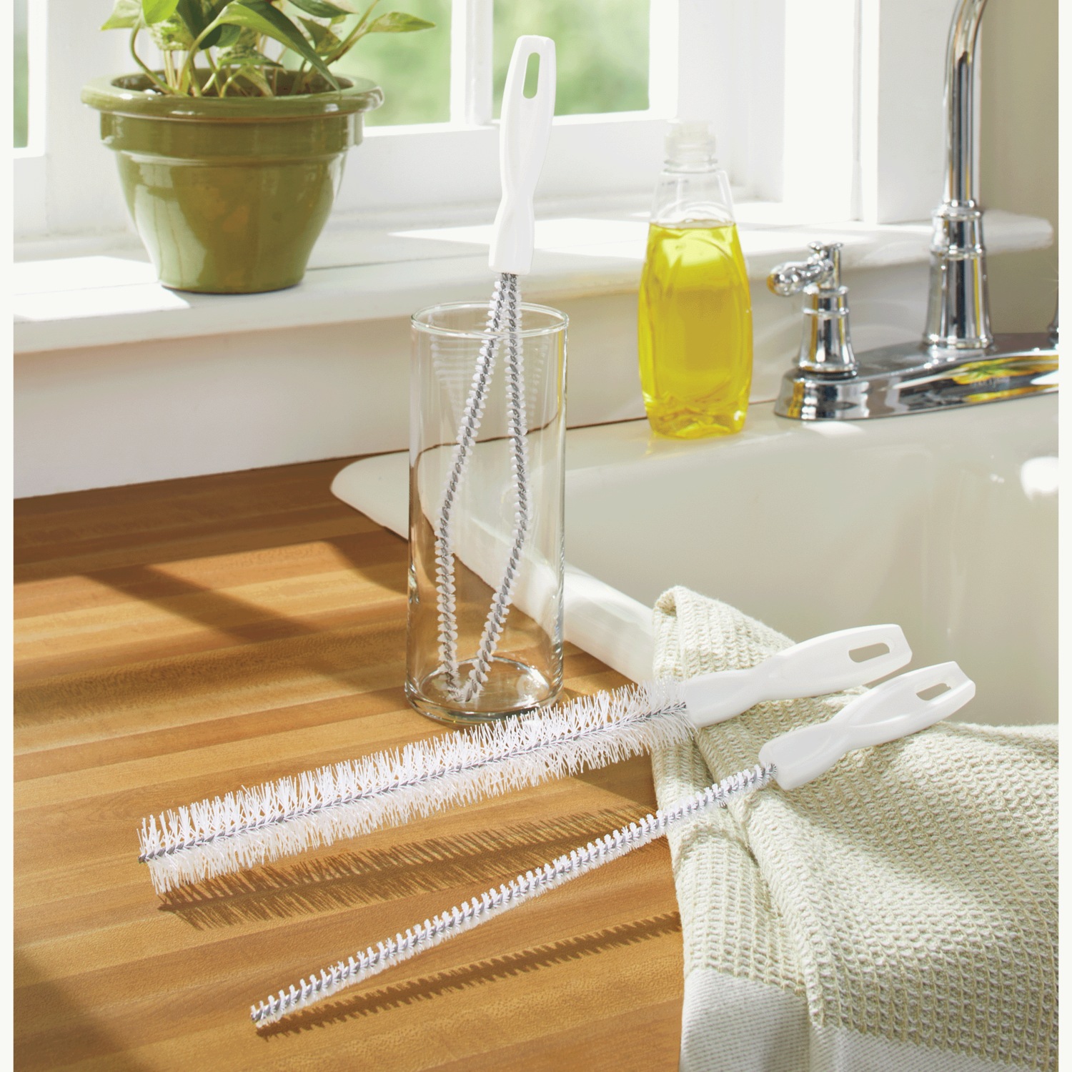 Set of 3 Flexible Cleaning Brushes | Montgomery Ward