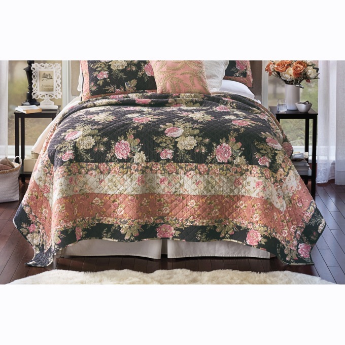 Louelle Oversized Quilt, , large