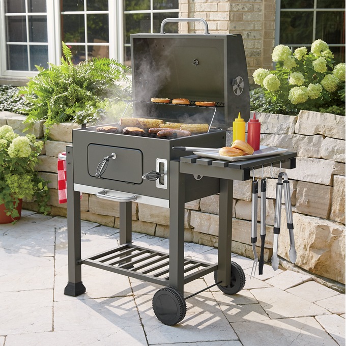 Montgomery Ward Chef Tested Electric Grill- Indoor/Outdoor Use, Removable  Cast Aluminum Griddle, Temperature Control, Drip Tray, Warming Drawer, 1350