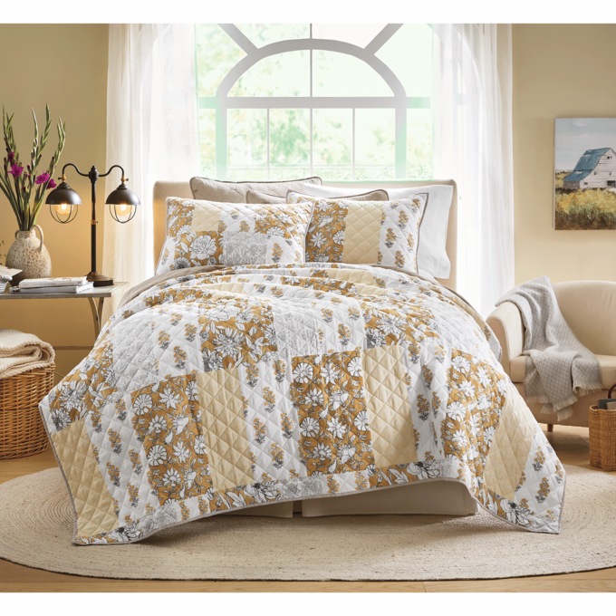 Saffron 3-Piece Quilt Set, , large