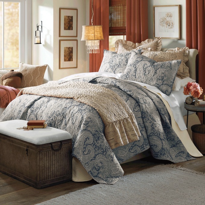 Sophie Oversized Quilt, Sapphire, large