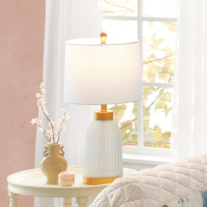 Vanna Glass Table Lamp, Blue, large