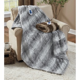Beautyrest Heated Oversized Faux-Fur Throw, , large
