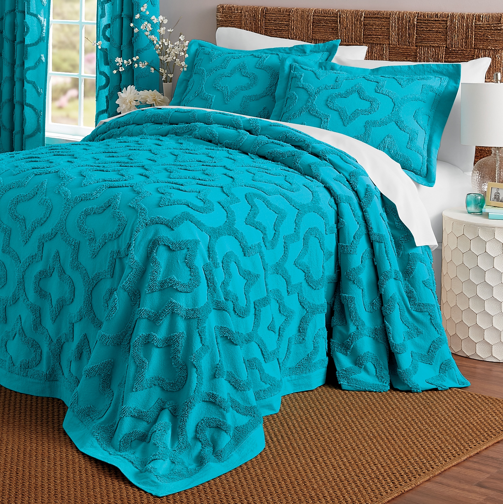 Color Connection Chenille Bedspread 