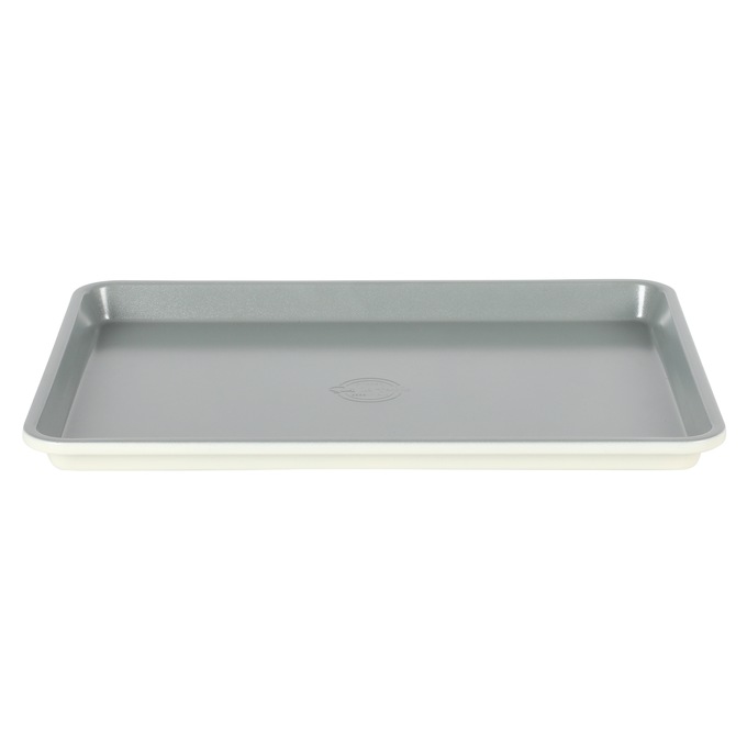 Sur La Table Kitchen Essentials 5-Piece Bakeware Set, Egg, large