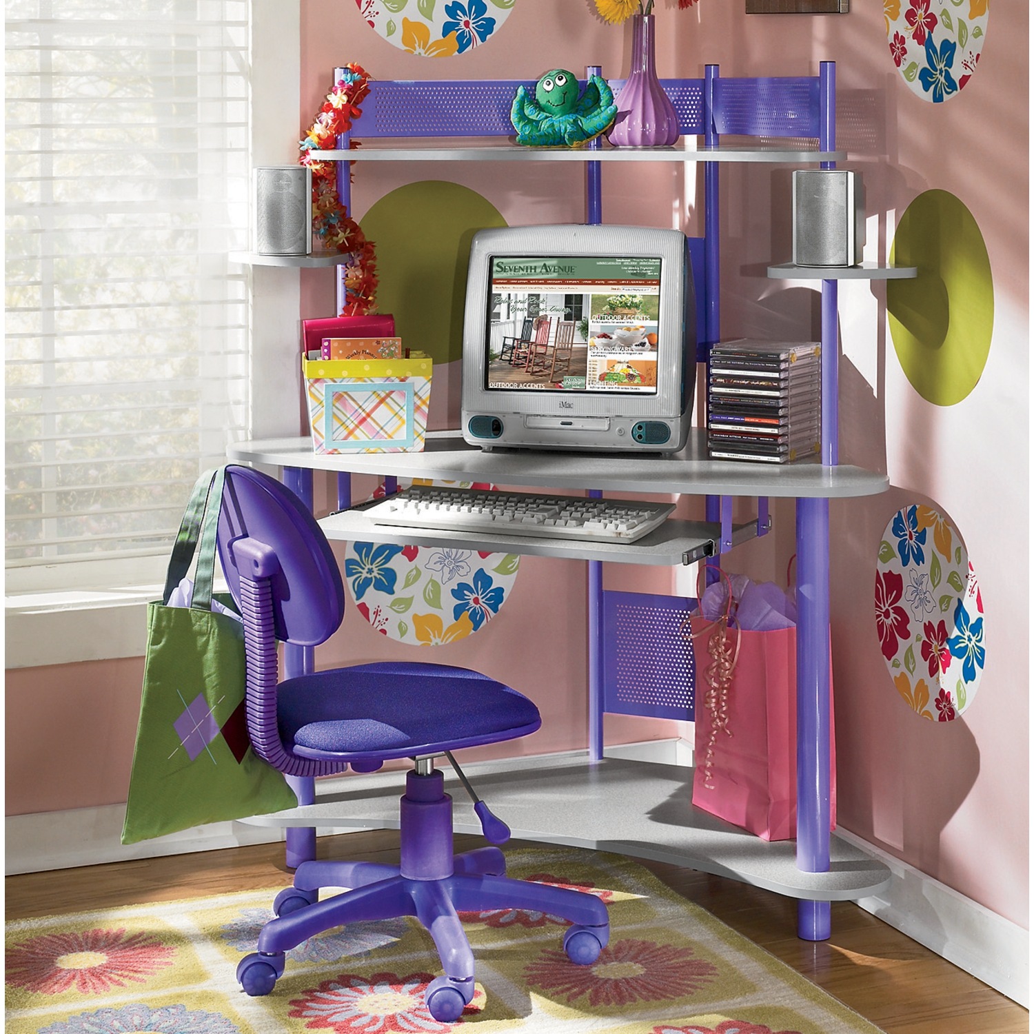 Corner desk top for kids
