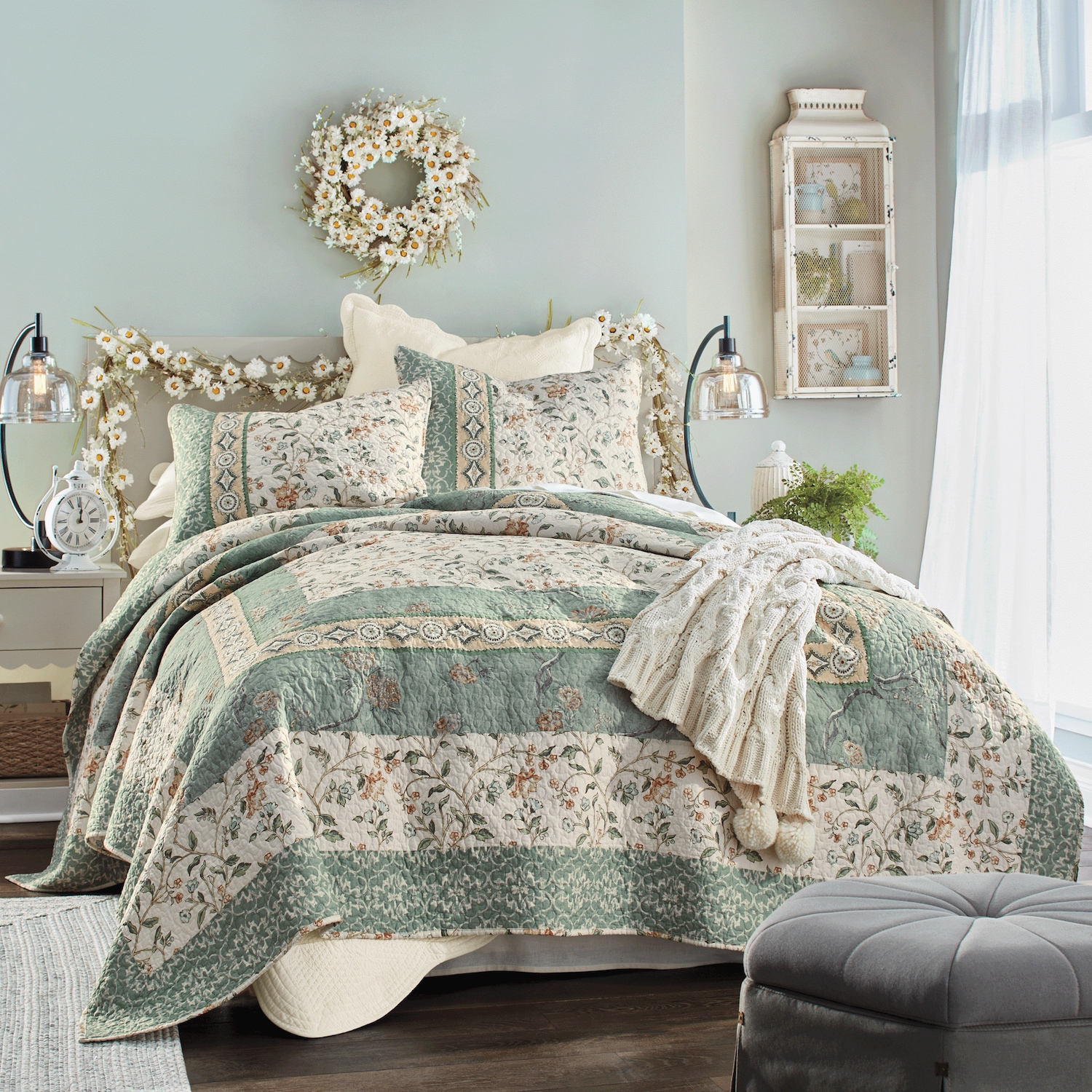 Quinn Oversized Quilt Montgomery Ward