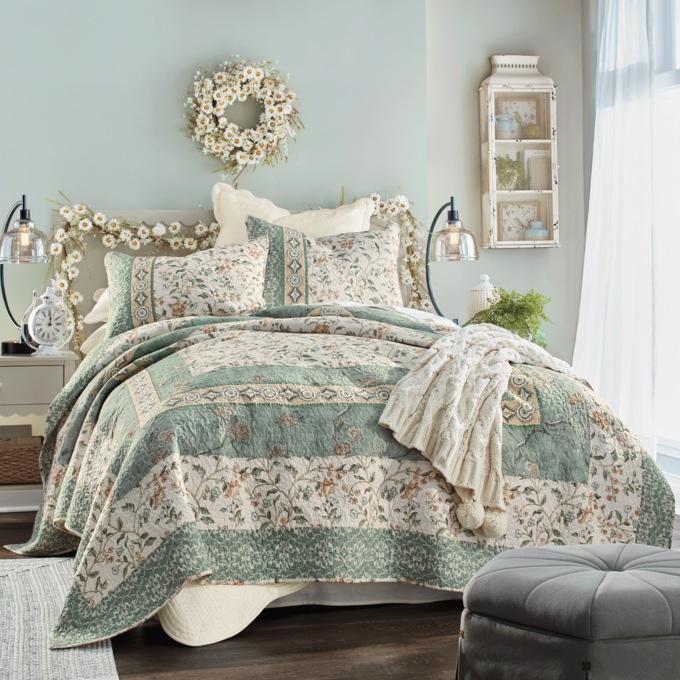 Quinn Oversized Quilt, , large