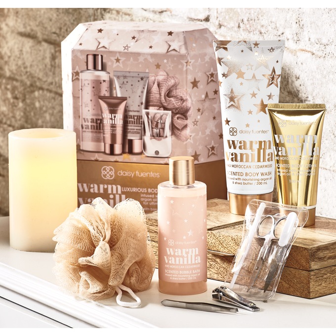 Warm Vanilla Luxurious Spa Gift Set, , large