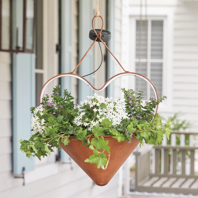 Heart Shaped Solar Plant Pot