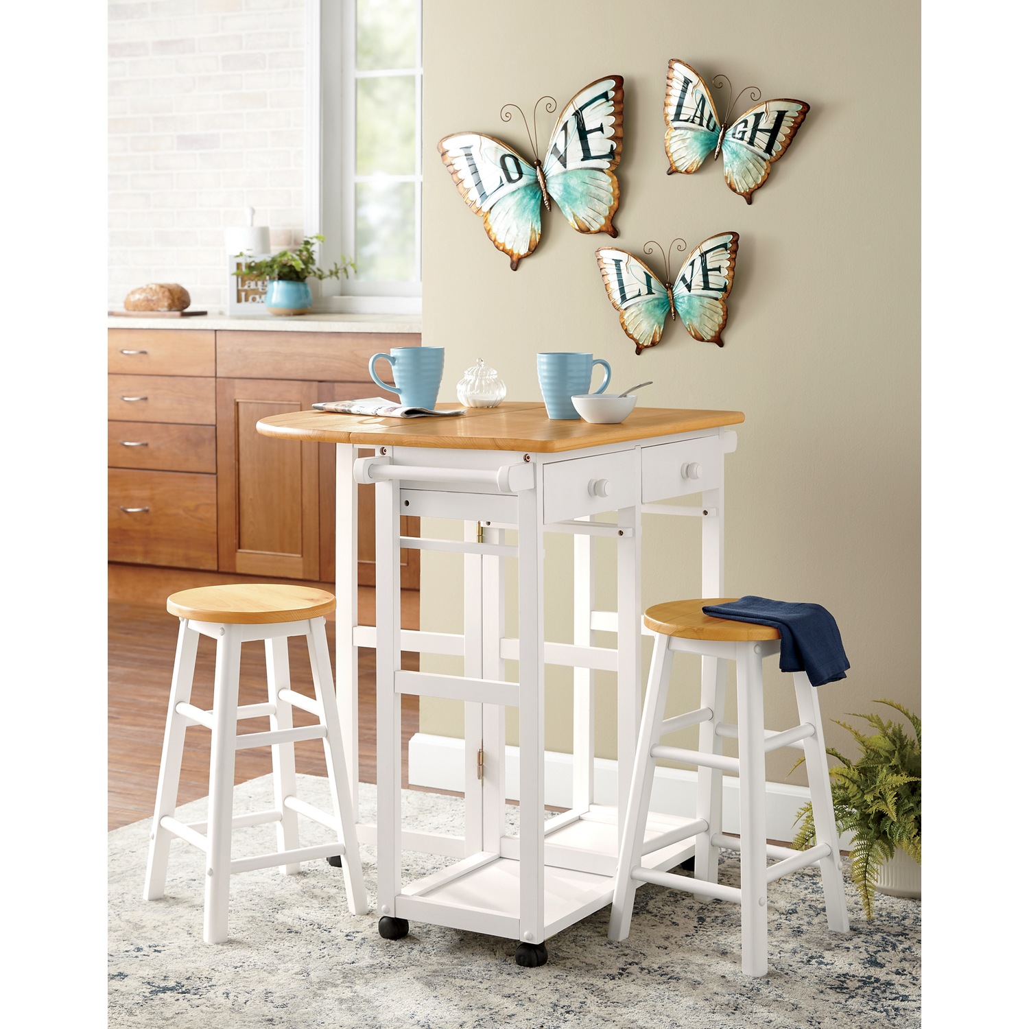 Kitchen Island with Stools