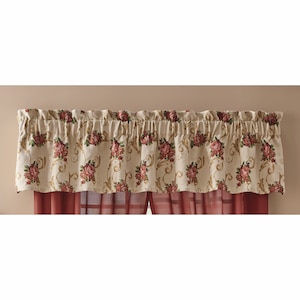 Victoria Valance, , large