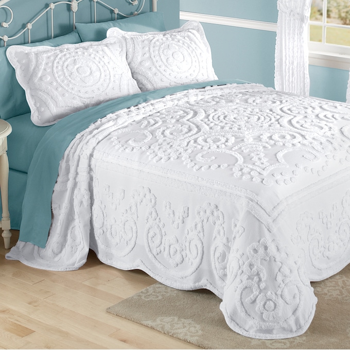 Scallop Chenille Bedspread | Montgomery Ward