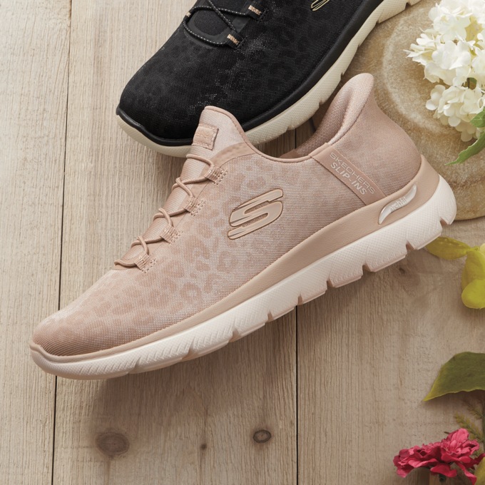 Skechers Women&rsquo;s Slip-Ins Arch Fit Summits Luxe Leopard Shoe, Taupe Gold, large