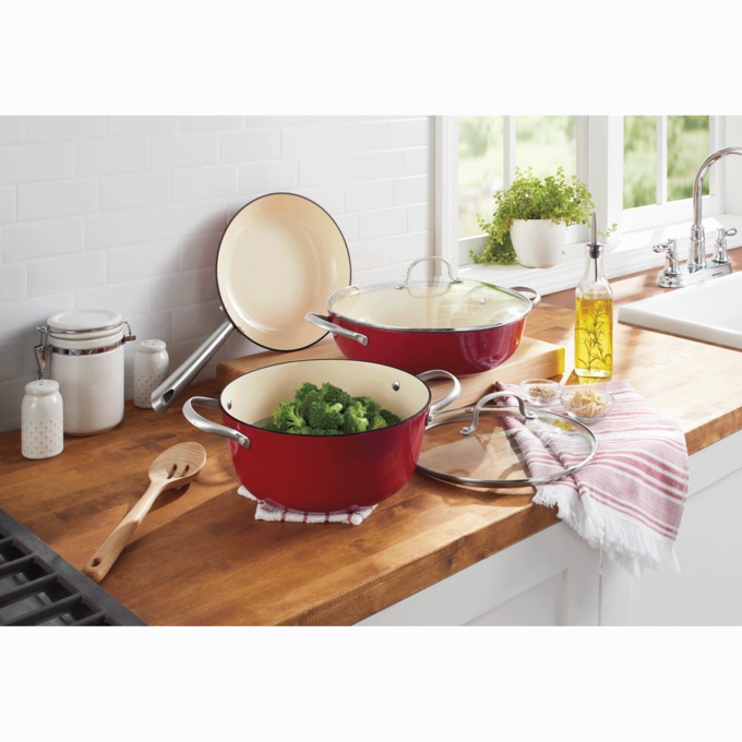 Le Creuset Five Piece Enameled Cast Iron Cookware Set