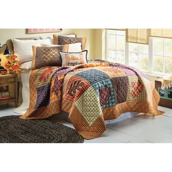 Hazel Oversized Quilt, , large