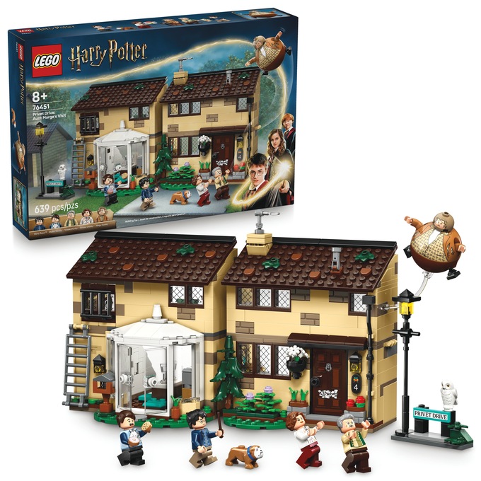 LEGO Harry Potter Privet Drive: Aunt Marge's Visit, , large