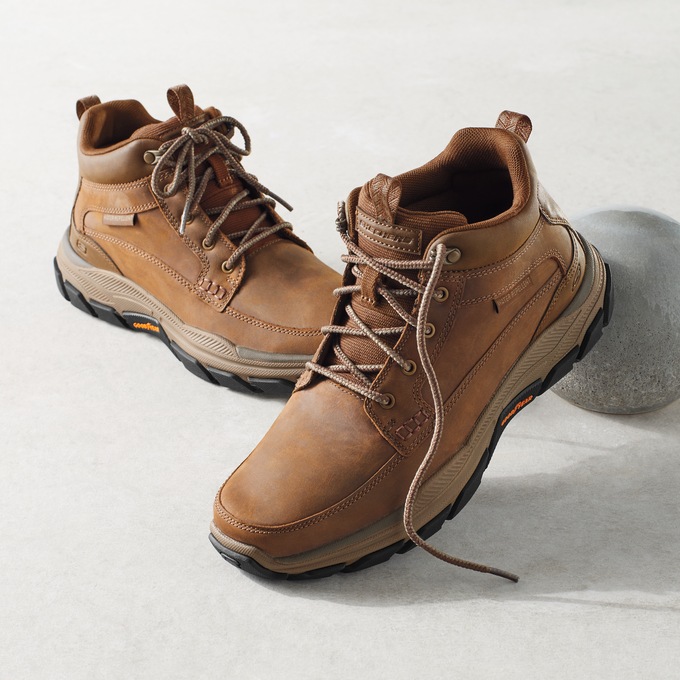 Skechers boots top memory foam