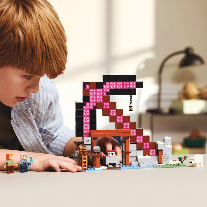 LEGO Minecraft The Pickaxe Mine, , large