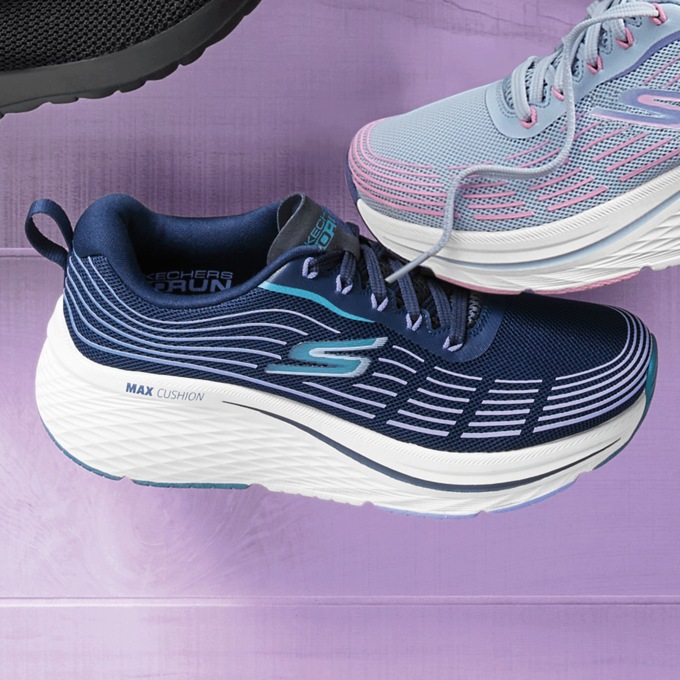 Skechers Women's Max Cushioning Elite 2.0 Lace-Up Shoe