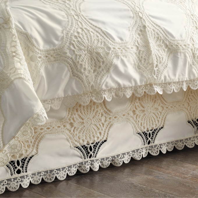 Scalloped Crochet Bedskirt, , large