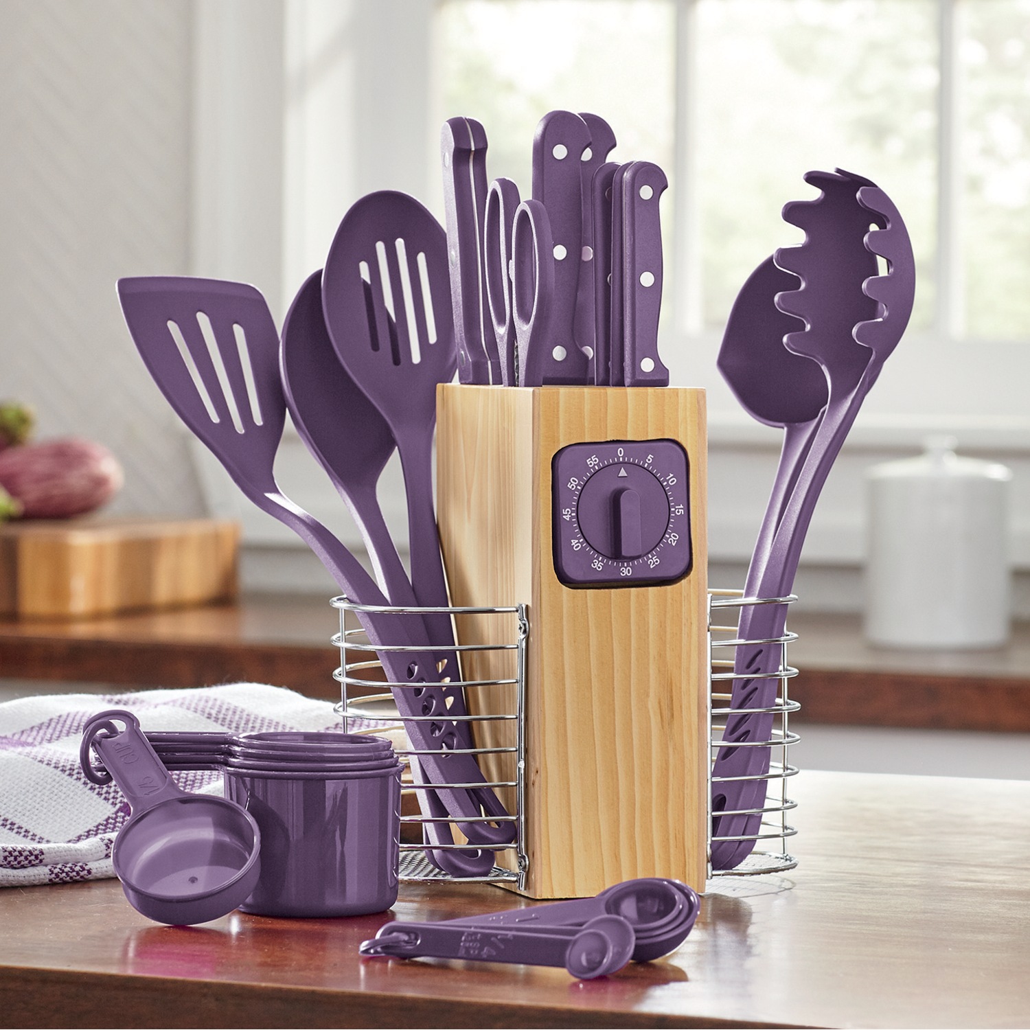 25-Piece Cutlery and Utensil Set | Montgomery Ward