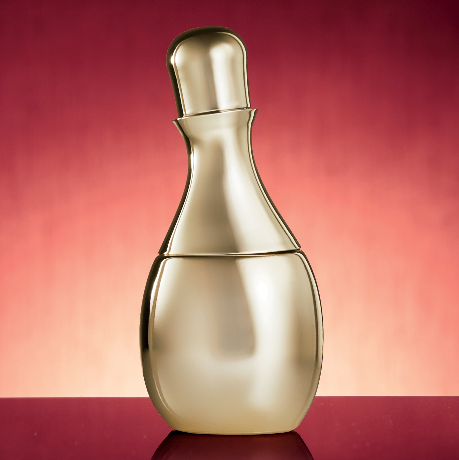 halston woman amber