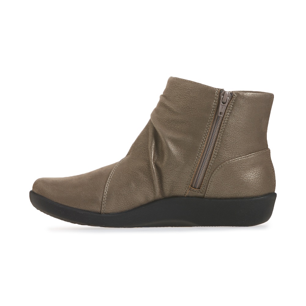 clarks sillian tana booties