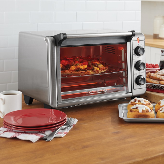 Black + Decker 4-Slice Toaster Oven 