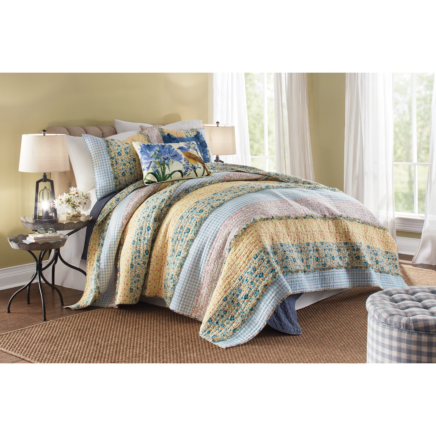 Bluebell Oversized Quilt | Montgomery Ward