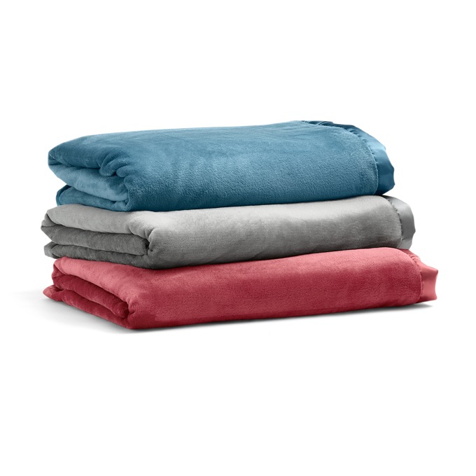 Self Binding Baby Blanket Tutorial - The Happy Scraps