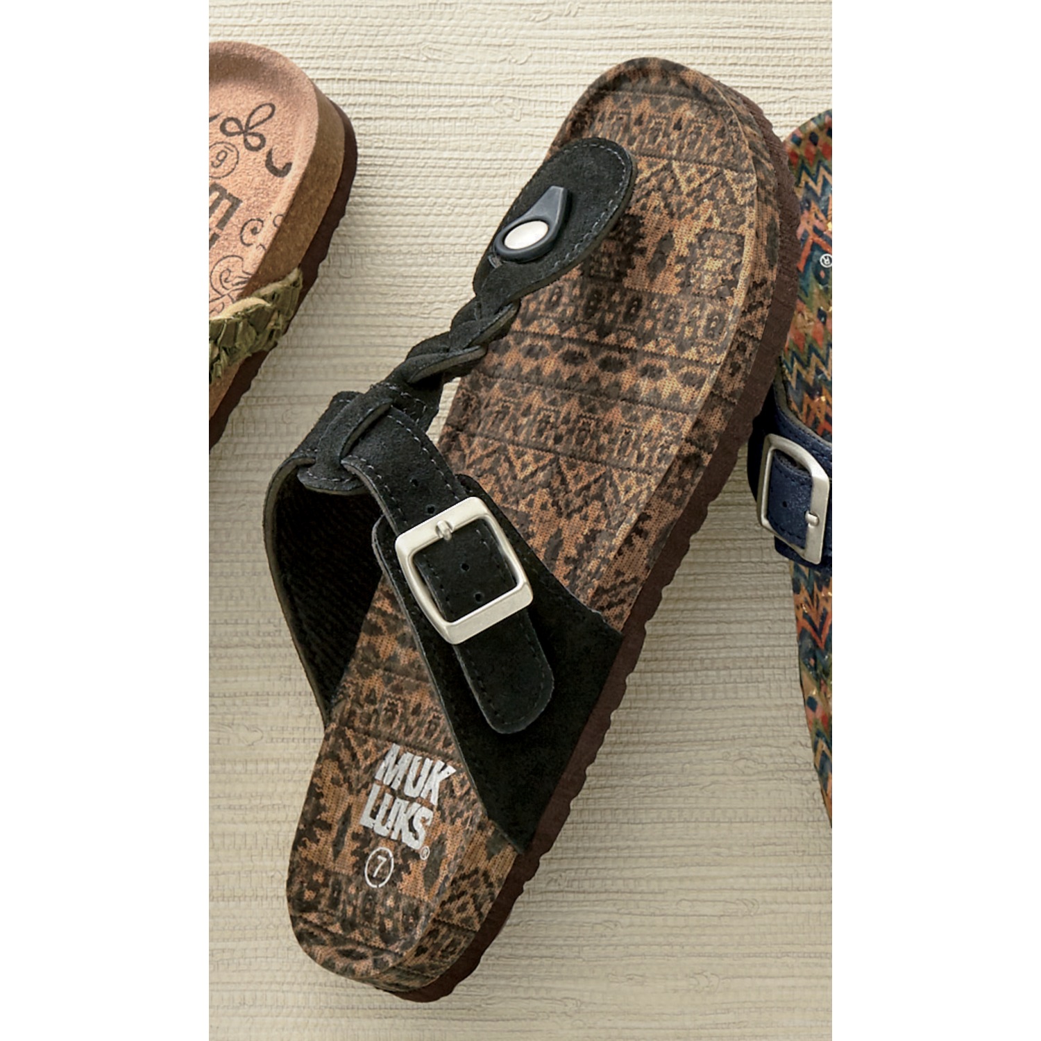 Muk luk sales marsha sandals