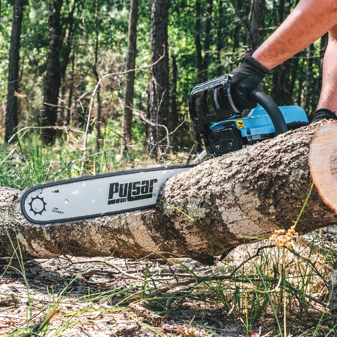 Pulsar 2-Stroke Chainsaw, Blue, large
