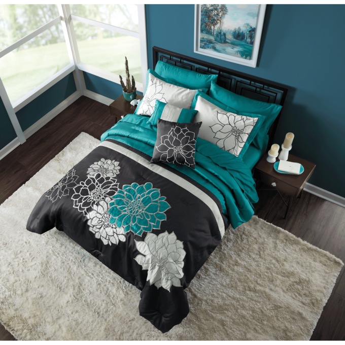Arietta 10-Piece Comforter Set, , large