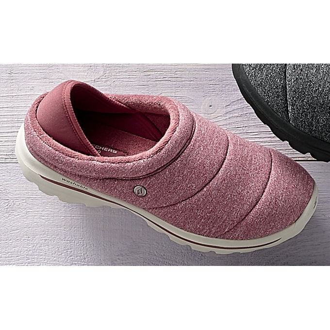 Skechers Women&#39;s GOwalk Lounge At Ease Slip-On, Raspberry, large