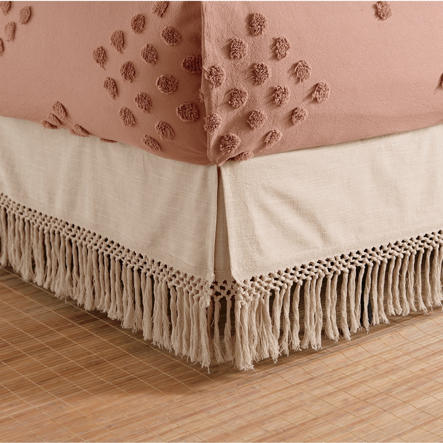 Macramé Bedskirt Montgomery Ward
