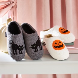 MUK LUKS Women&#39;s Halloween Slipper, , large