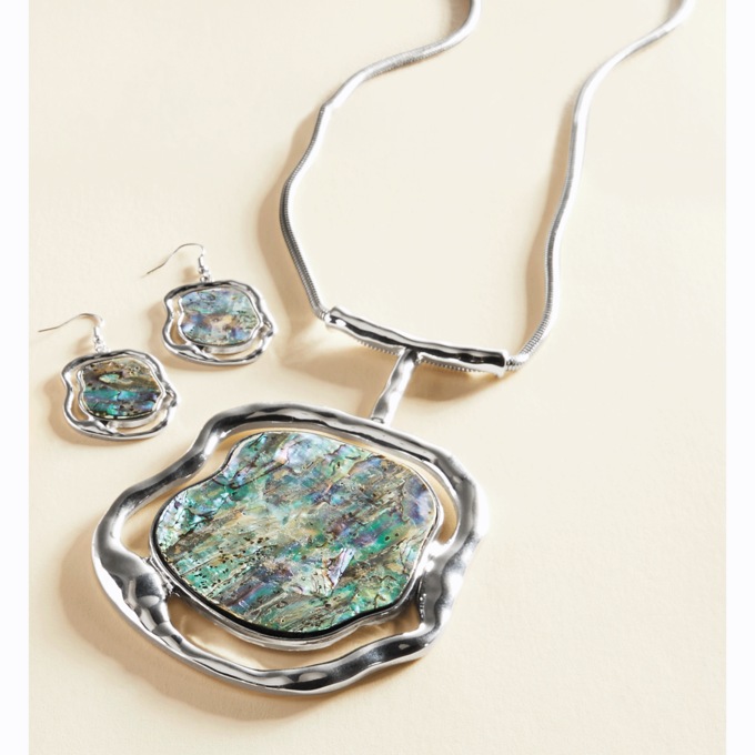 Faux-Shell Frame Necklace & Earring Set, , large